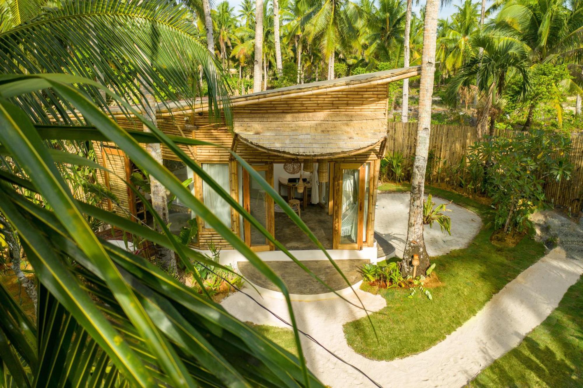 The Bamboo Houses - Tropical Garden & Empty Beach General Luna  Ngoại thất bức ảnh