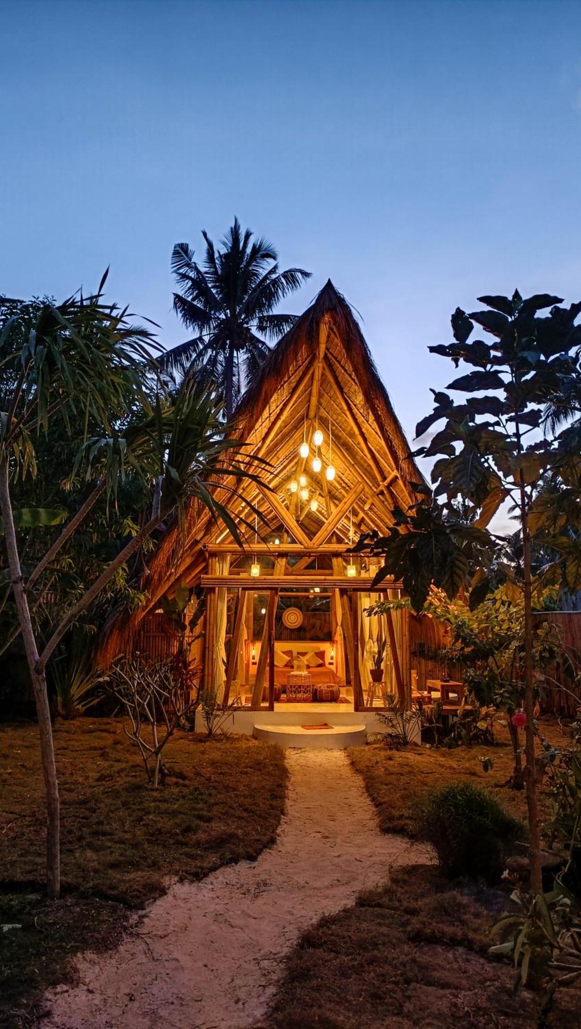 The Bamboo Houses - Tropical Garden & Empty Beach General Luna  Ngoại thất bức ảnh
