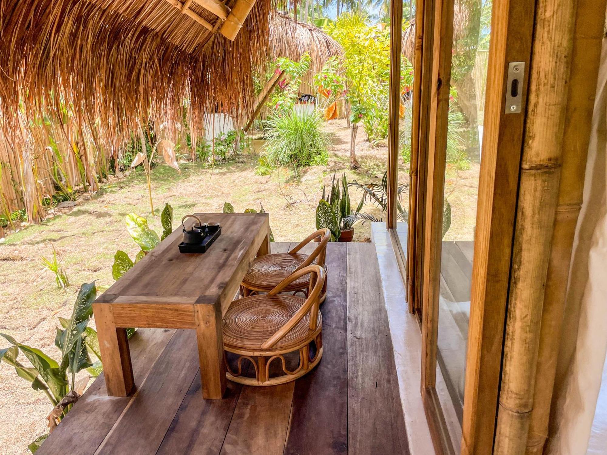 The Bamboo Houses - Tropical Garden & Empty Beach General Luna  Ngoại thất bức ảnh